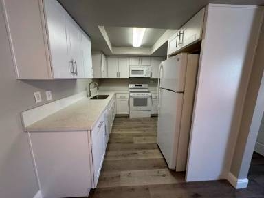 Main picture of 5224 Echo Ave