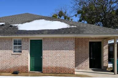 Main picture of 606 N Sewell Dr