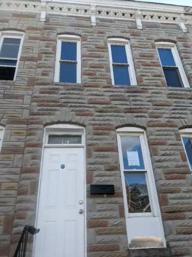 Main picture of 1603 E Lanvale St