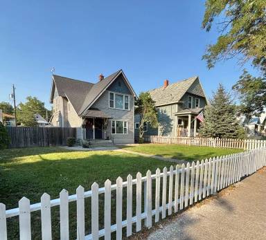 Main picture of 1122 W Augusta Ave
