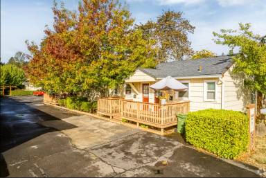 Main picture of 1340 Birch Ave