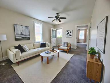 Main picture of 153 N Hanover St
