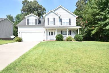 Main picture of 165 Pender Rd