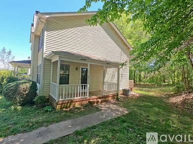 Main picture of 100 Montague Dr