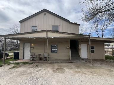 Main picture of 821 N Highland St