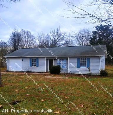 Main picture of 148 Stardust Cir