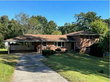 Main picture of 937 Roanoke Dr