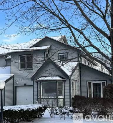 Main picture of 100 Kaydeross Park Rd