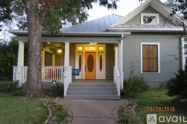 Main picture of 222 Claudia St