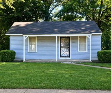 Main picture of 2008 Whitney Ave