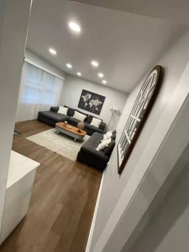 Main picture of 822 Brownwood Dr NW