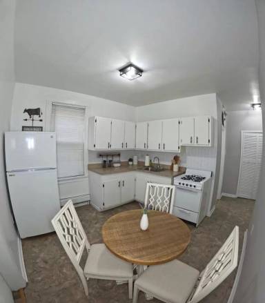 Main picture of 71 Randolph Ave