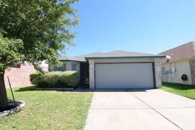 Main picture of 5201 Causeway Ct