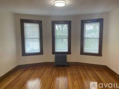 Main picture of 152 Baldwin St