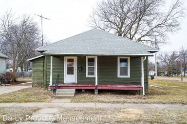 Main picture of 806 S Kimball St