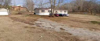 Main picture of 3111 Riverside Dr