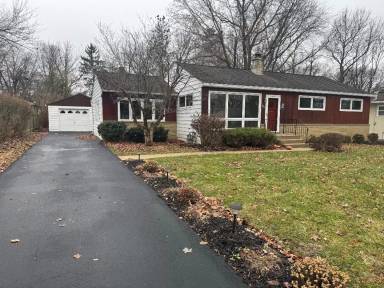 Main picture of 2527 Wickliffe Rd