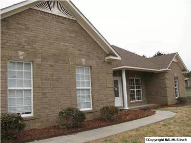 Main picture of 607 Wildwood Way