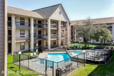 Main picture of Eagles Landing Condominiums