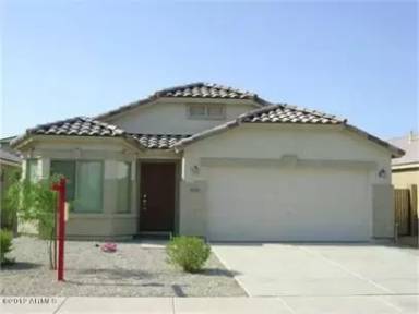 Main picture of 45541 W Dirk St
