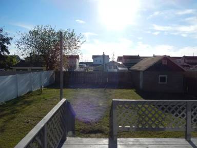 Main picture of 353 Grant St