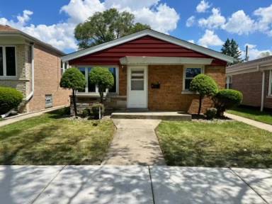 Main picture of 5817 S Neenah Ave