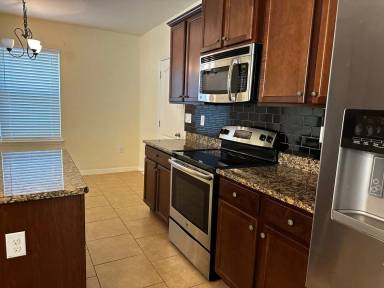 Main picture of 3747 Umbrella Ct