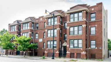 Main picture of 125 E 71st St