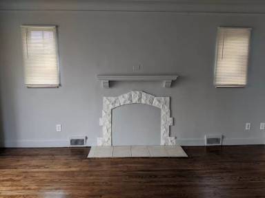 Main picture of 5218 Bedford St