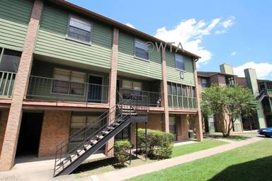 Main picture of Remington House