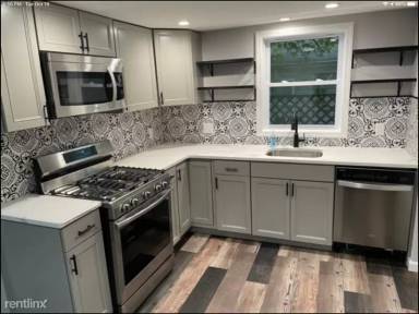 Main picture of 14 Earl St