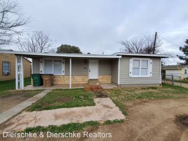 Main picture of 926 Crenshaw St