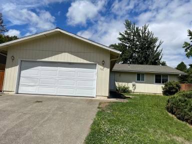 Main picture of 581 N Wexford Cir