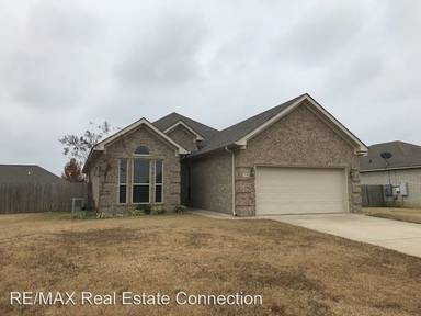 Main picture of 2408 Toccata Ln