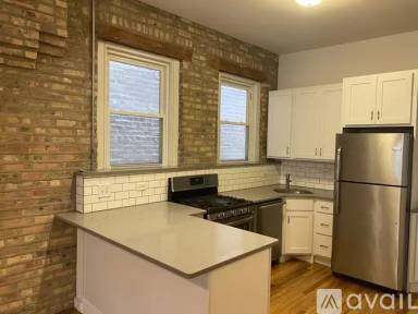 Main picture of 1102 N Hermitage Ave