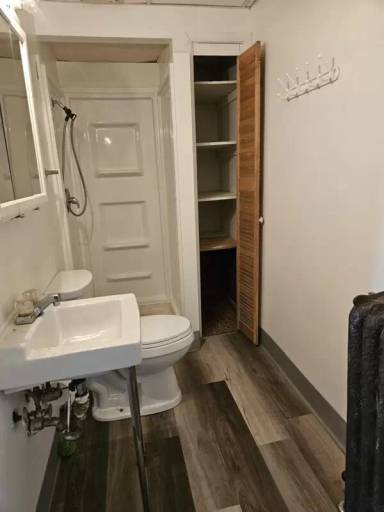 Main picture of 180 North Wisconsin Street - 2