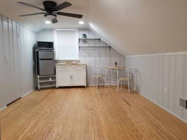 Main picture of 9824 Homeland Ave