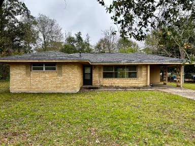 Main picture of 917 Cook Dr