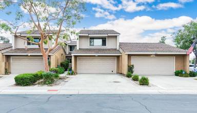 Main picture of 8475 Cherry Blossom St