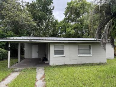 Main picture of 1960 W 30th St