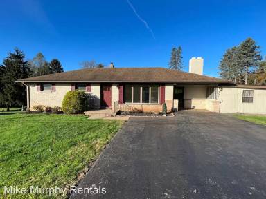 Main picture of 731 S 59th St