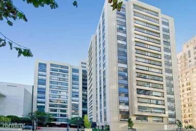 Main picture of Gramercy Towers