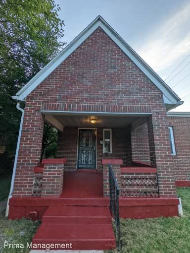 Main picture of 945 Vernon Dr