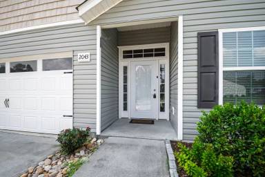 Main picture of 2043 Alderman Way