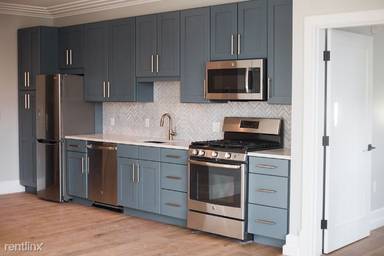 Main picture of 1467 Tremont St