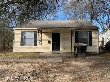 Main picture of 3256 Midway St