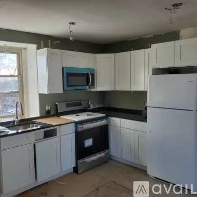 Main picture of 5535 Ridge Ave