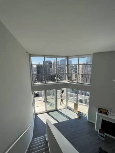 Main picture of 515 N State St