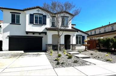 Main picture of 230 Hearthstone Cir