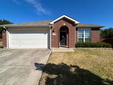Main picture of 1305 Pepperfield Ct